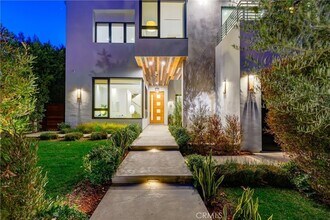 4175 Greenbush Ave in Los Angeles, CA - Building Photo - Building Photo