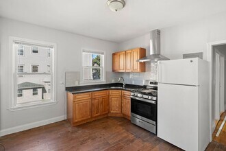 71 Richfield St, Unit 3 in Boston, MA - Foto de edificio - Building Photo
