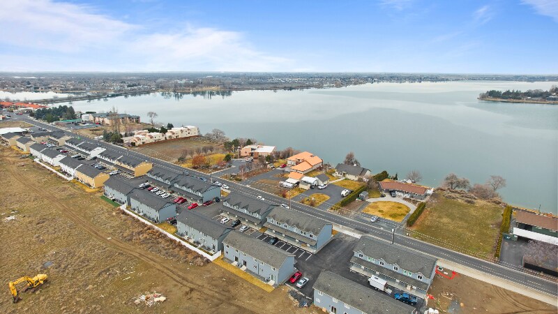 2637 W Marina Dr in Moses Lake, WA - Building Photo