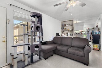 6911 Cooper Ln in Austin, TX - Building Photo - Building Photo