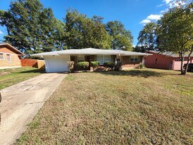 4360 Walnut Hill Dr in Memphis, TN - Building Photo