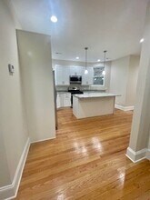 1422 W Olive Ave in Chicago, IL - Building Photo - Building Photo