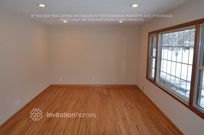 707 Keniston St N in Champlin, MN - Building Photo - Building Photo