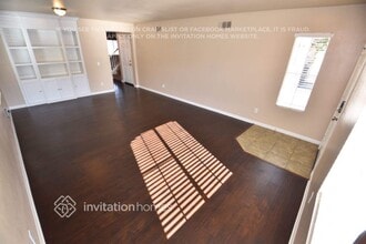 11352 Magnolia St in Corona, CA - Foto de edificio - Building Photo