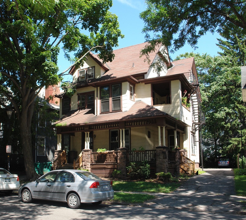 248 Oxford St in Rochester, NY - Foto de edificio