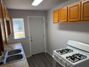 706 S Hunter in Wichita, KS - Building Photo - Building Photo