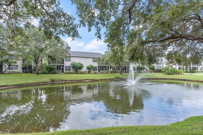 property at 5083 Lake Catalina Dr