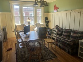 77 Browne St-Unit -# 3 in Brookline, MA - Foto de edificio - Building Photo