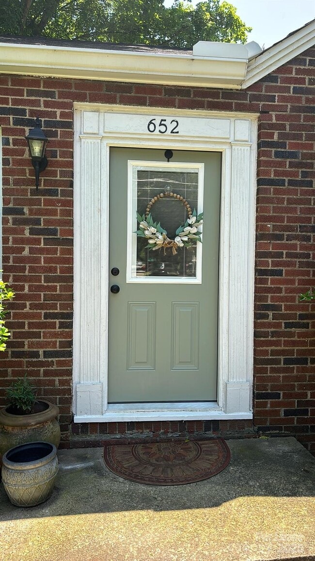652 Davie Ave in Statesville, NC - Building Photo - Building Photo