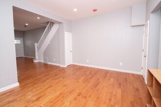 3831 N Sydenham St in Philadelphia, PA - Building Photo - Building Photo