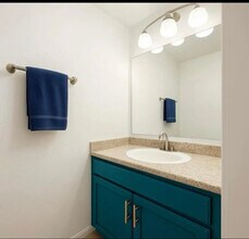 9205 Camino Del Verde in Santee, CA - Foto de edificio - Building Photo