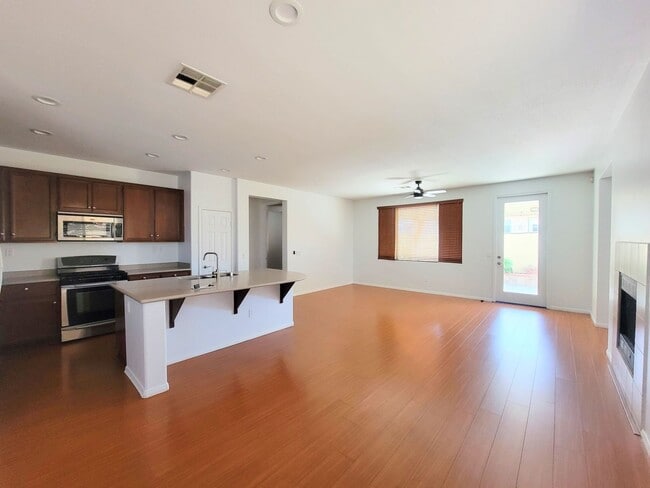 property at 16635 ESCAVERA St