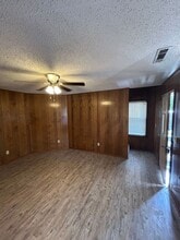 1216 Highland Ave in Springdale, AR - Building Photo - Building Photo