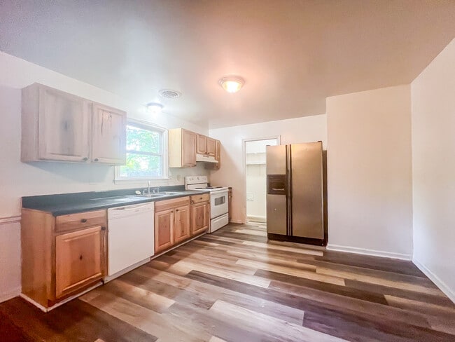 5207 Cheshire Dr in Hopewell, VA - Building Photo - Building Photo
