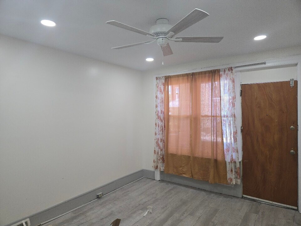1504 N 54th St, Unit 1st Flr in Philadelphia, PA - Building Photo