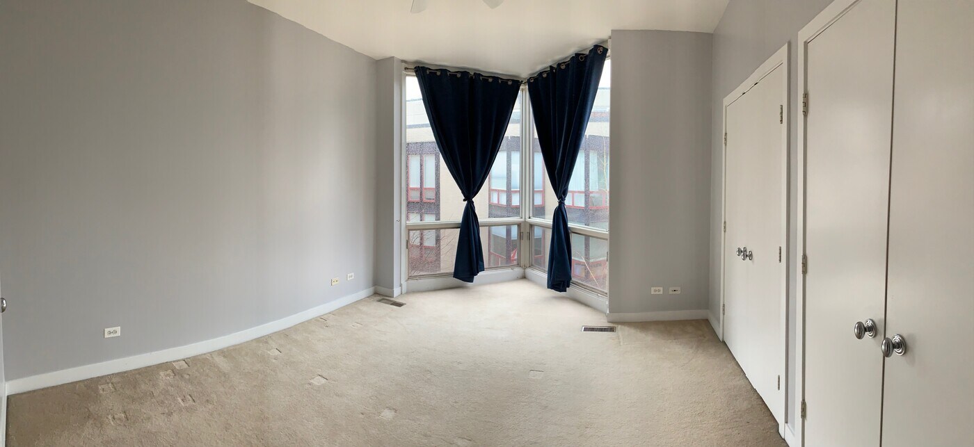 1225 W Cottage Pl, Unit TH in Chicago, IL - Building Photo