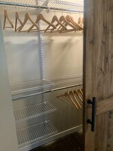859 Washington St, Unit ADU apartment in Traverse City, MI - Building Photo - Building Photo