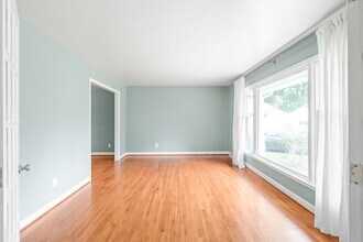5001 Vescova Ct in Charlotte, NC - Building Photo - Building Photo
