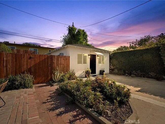 property at 5514 Simpson Ave