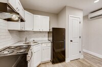 3449 Chestnut Ave, Unit C photo'