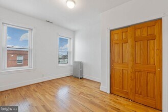 732 Tasker St in Philadelphia, PA - Building Photo - Building Photo