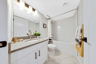 The Meadows in Saskatoon, SK - Building Photo - Building Photo