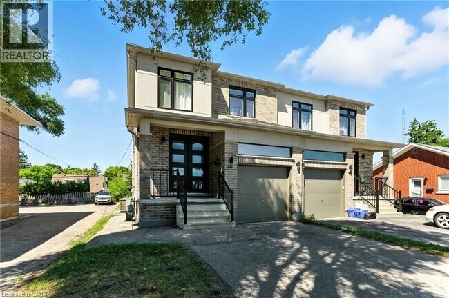 property at 46 Franklin St S