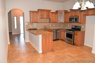 14350 N Cave Dr in El Paso, TX - Building Photo - Building Photo