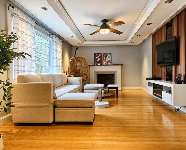 760 Lynn Fells Pky in Melrose, MA - Building Photo - Building Photo