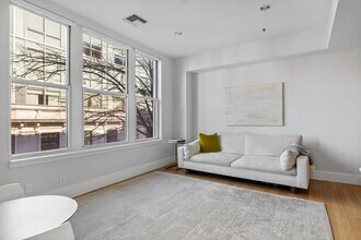 1387 Washington St in Boston, MA - Building Photo - Building Photo