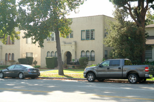 731 S Chevy Chase Dr Apartments