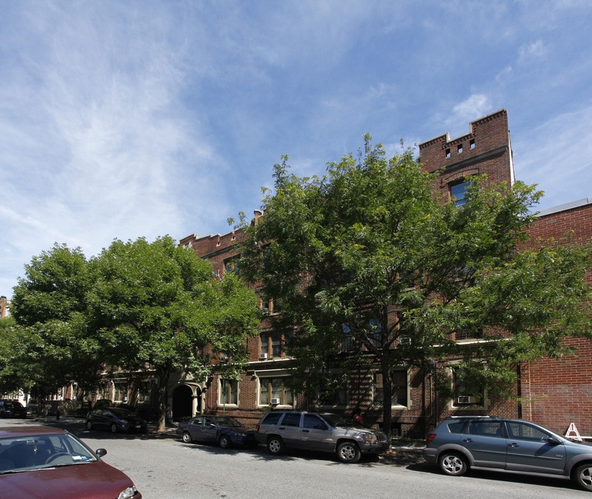 Majestic Court in Brooklyn, NY - Building Photo