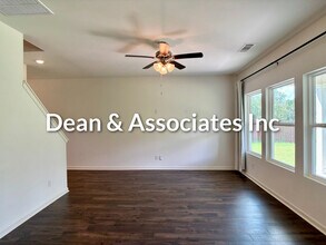 464 Crossbridge Rd in Chelsea, AL - Foto de edificio - Building Photo