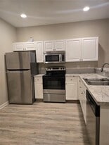 1952 Marsh Harbor Dr in West Palm Beach, FL - Building Photo