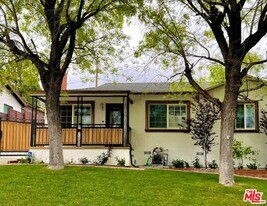 3317 Burritt Way in Glendale, CA - Building Photo