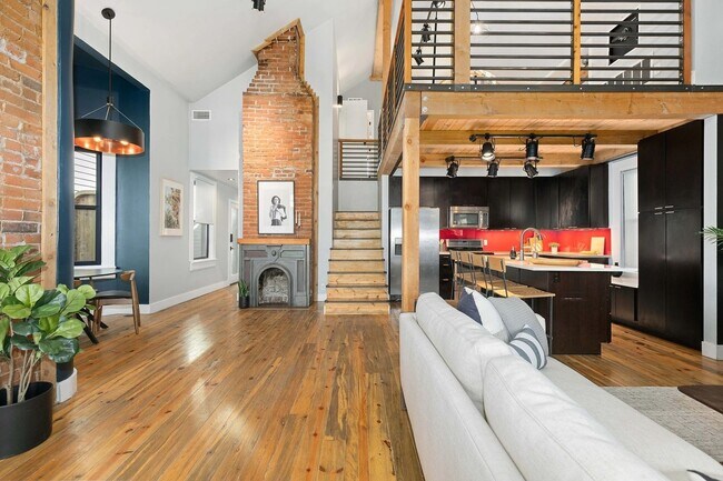 3260 Curtis Street in Denver, CO - Building Photo - Building Photo