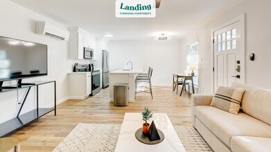 425 N Rosemont Ave-Unit -102.725634 in Dallas, TX - Building Photo - Building Photo