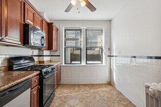 463 Pavonia Ave in Jersey City, NJ - Building Photo - Building Photo