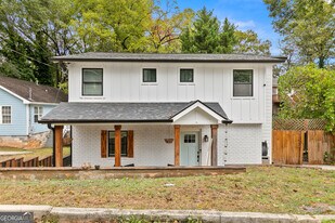 1887 E Farris Ave in Atlanta, GA - Building Photo