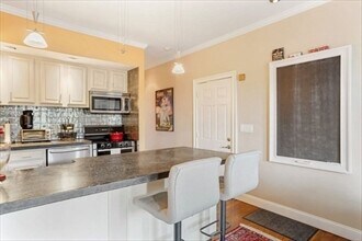 431 Columbus Ave, Unit 5 in Boston, MA - Building Photo - Building Photo
