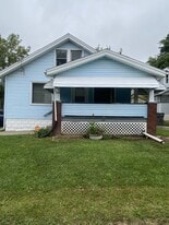 104 Rental St in Youngstown, OH - Building Photo