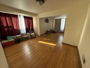 3012 S Herman St, Unit 3012 S Herman St in Milwaukee, WI - Foto de edificio - Building Photo