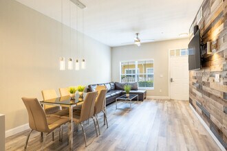 2620 Lodi Cir in Kissimmee, FL - Building Photo - Building Photo