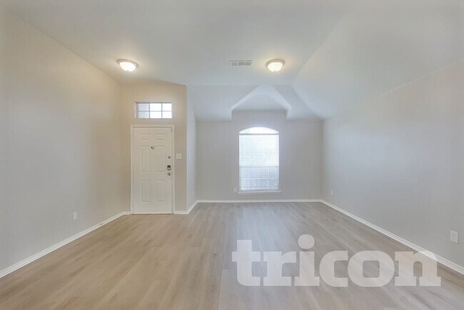 1727 Oneal St in Lancaster, TX - Building Photo - Building Photo