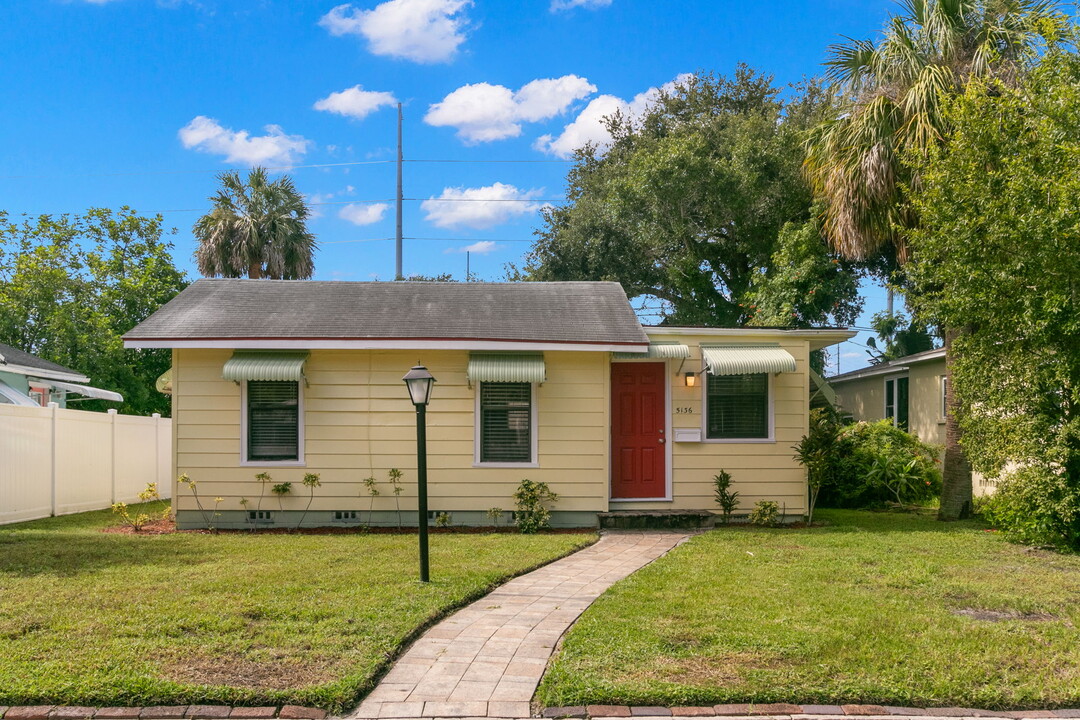 5136 1st Ave N in St. Petersburg, FL - Building Photo