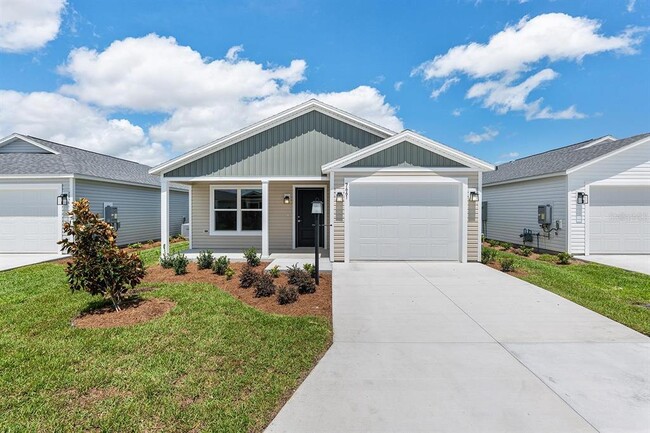 7661 CHERYL Ct in Okahumpka, FL - Building Photo - Building Photo