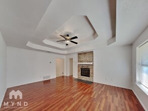 1953 Kings Canyon Cir in Fort Worth, TX - Foto de edificio - Building Photo