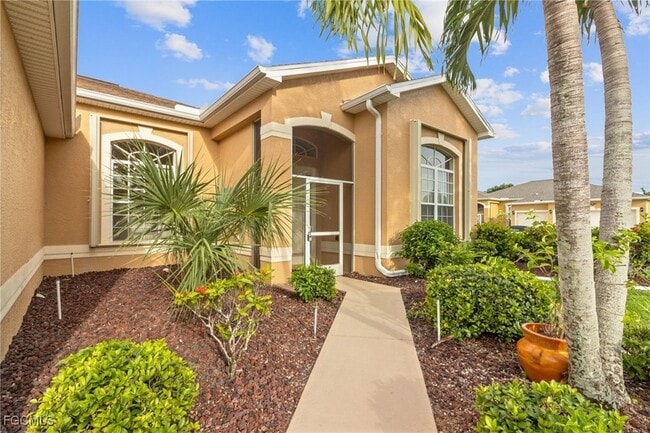 16905 Colony Lakes Blvd in Ft. Myers, FL - Building Photo - Building Photo