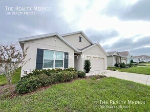 556 W Twisted Oaks Dr in Beverly Hills, FL - Building Photo - Building Photo