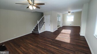 2247 Graythorn Rd in Middle River, MD - Building Photo